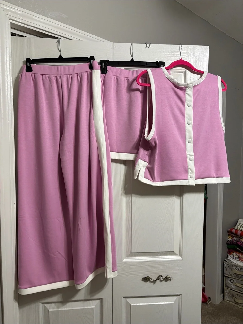 entro Pink Cropped Tank, pants and skort set with White Trim - Picture 8 of 16